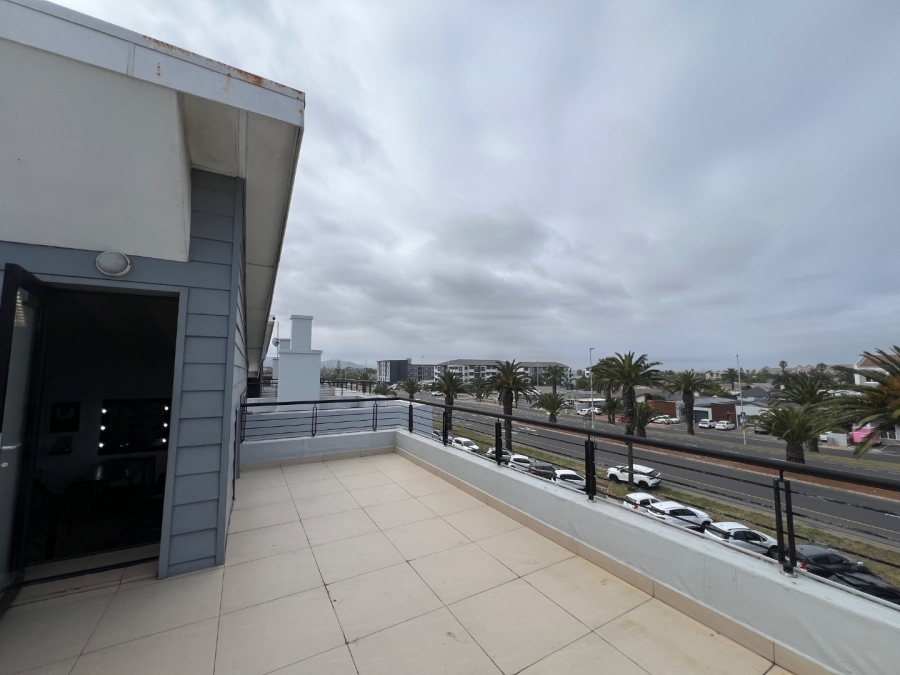 To Let Commercial Property for Rent in Table View Western Cape